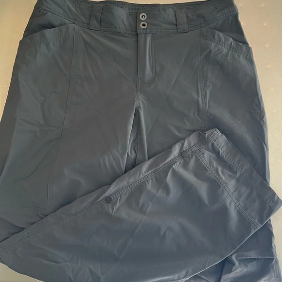 REÍ - Picture 1 of 5